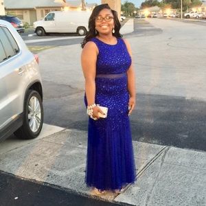 Blue prom, wedding or ball dress